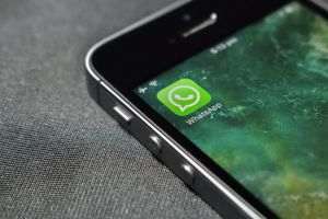 WhatsApp a început să implementeze abonamentele Plus